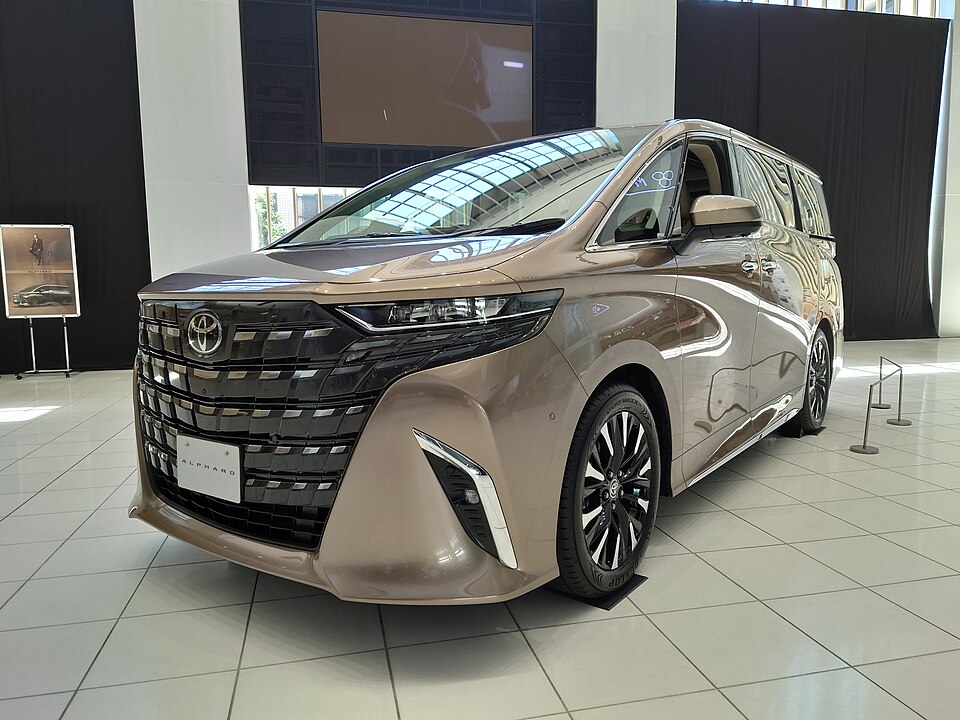 Toyota Alphard Premium